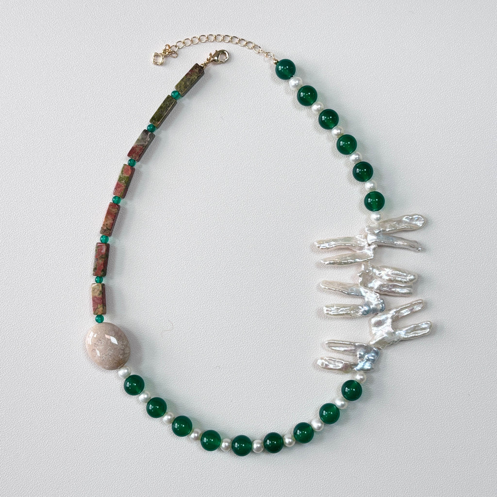 Green Agate, Natural Stone & Freshwater Pearl Necklace – Handmade Statement Jewelry
