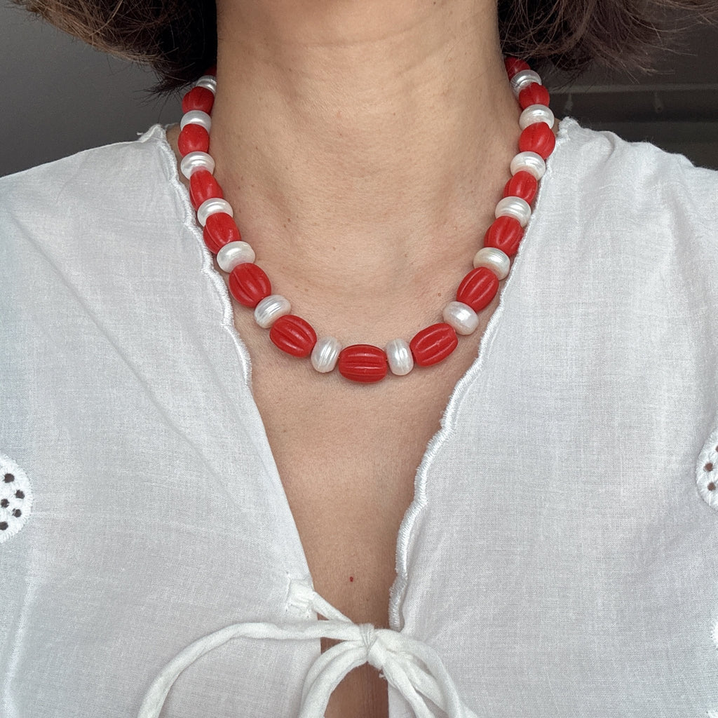 Model wearing Cherry Candy – Glass Bead and Pearl Necklace