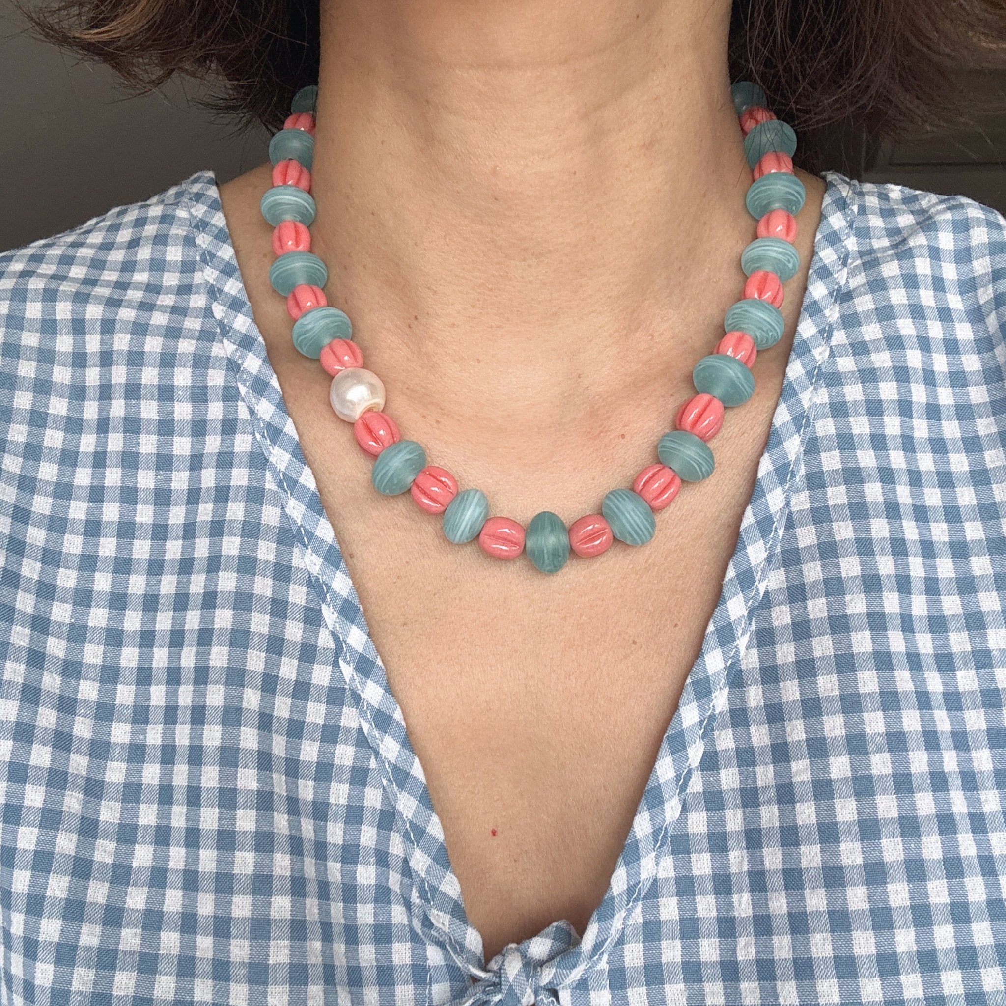 Model wearing Cotton Candy – Glass Bead and Pearl Necklace
