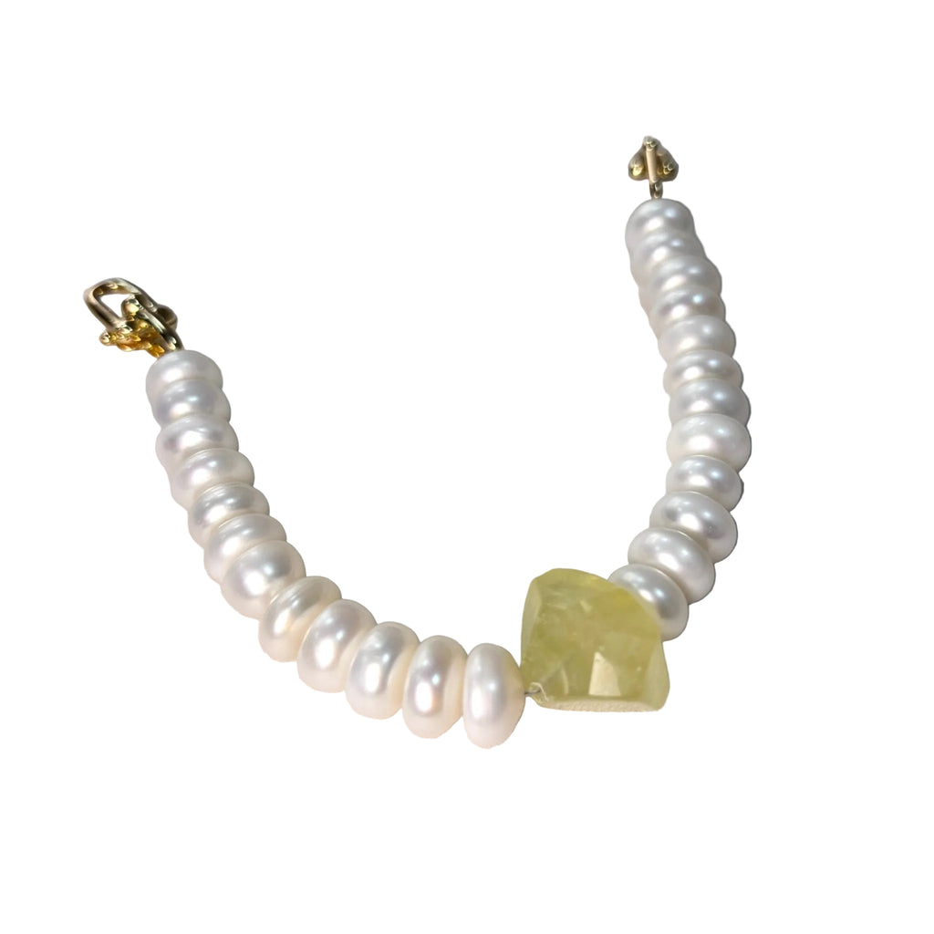 Detail of Earth Light Freshwater Pearl & Natural Stone Bracelet