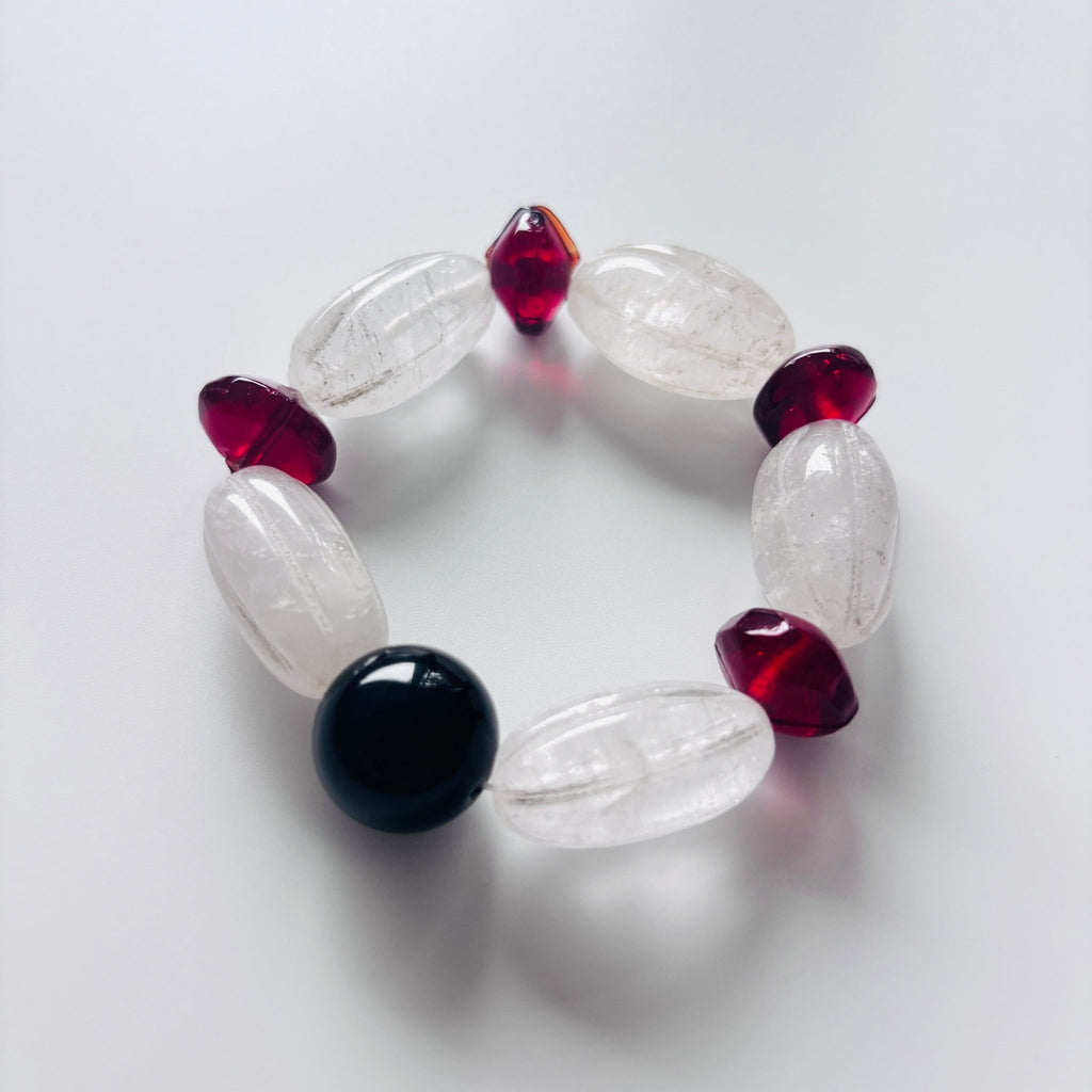Heartline - Crystal, Glass & Black Agate Bracelet
