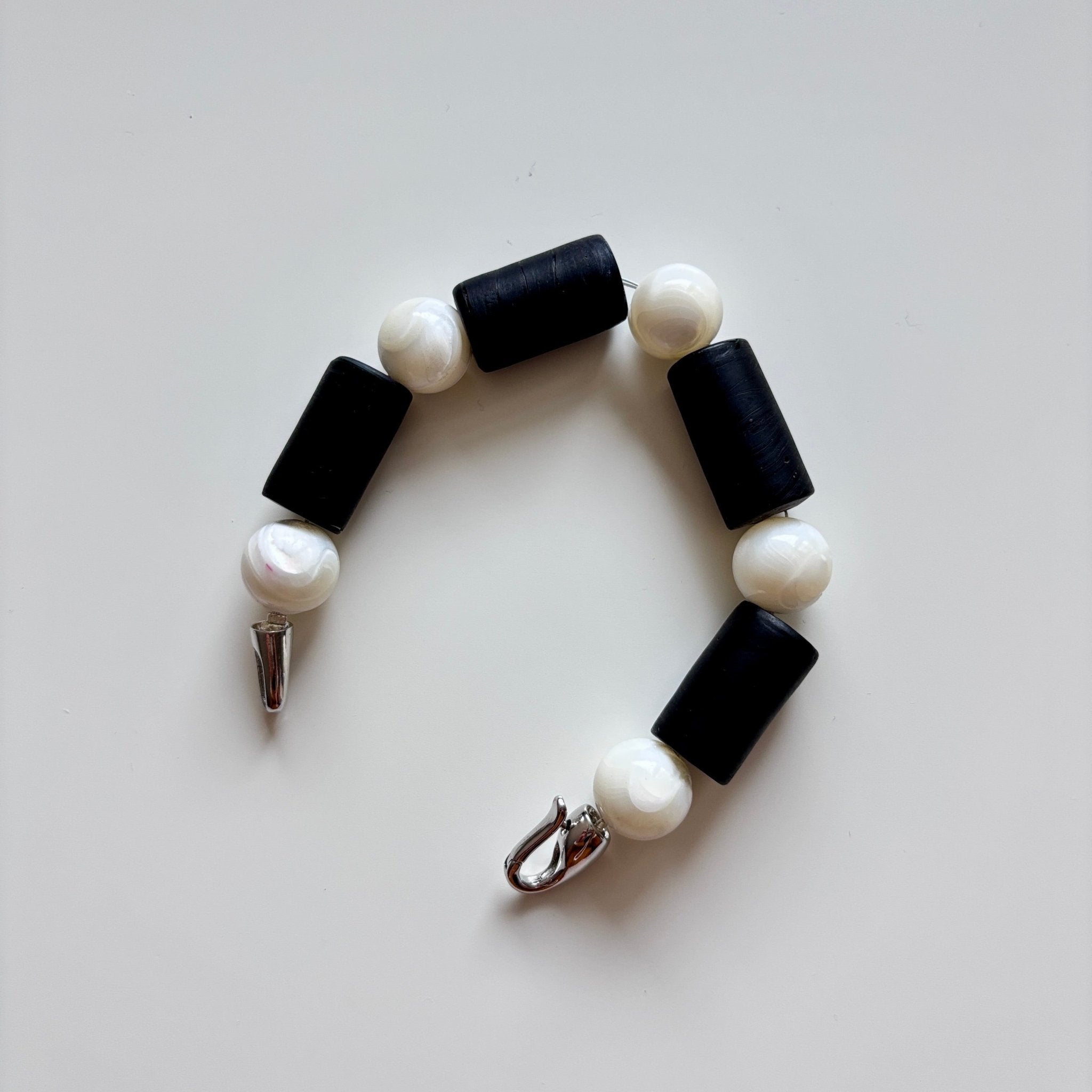 Midnight Coast Nepalese Glass and Trochus Shell Bracelet