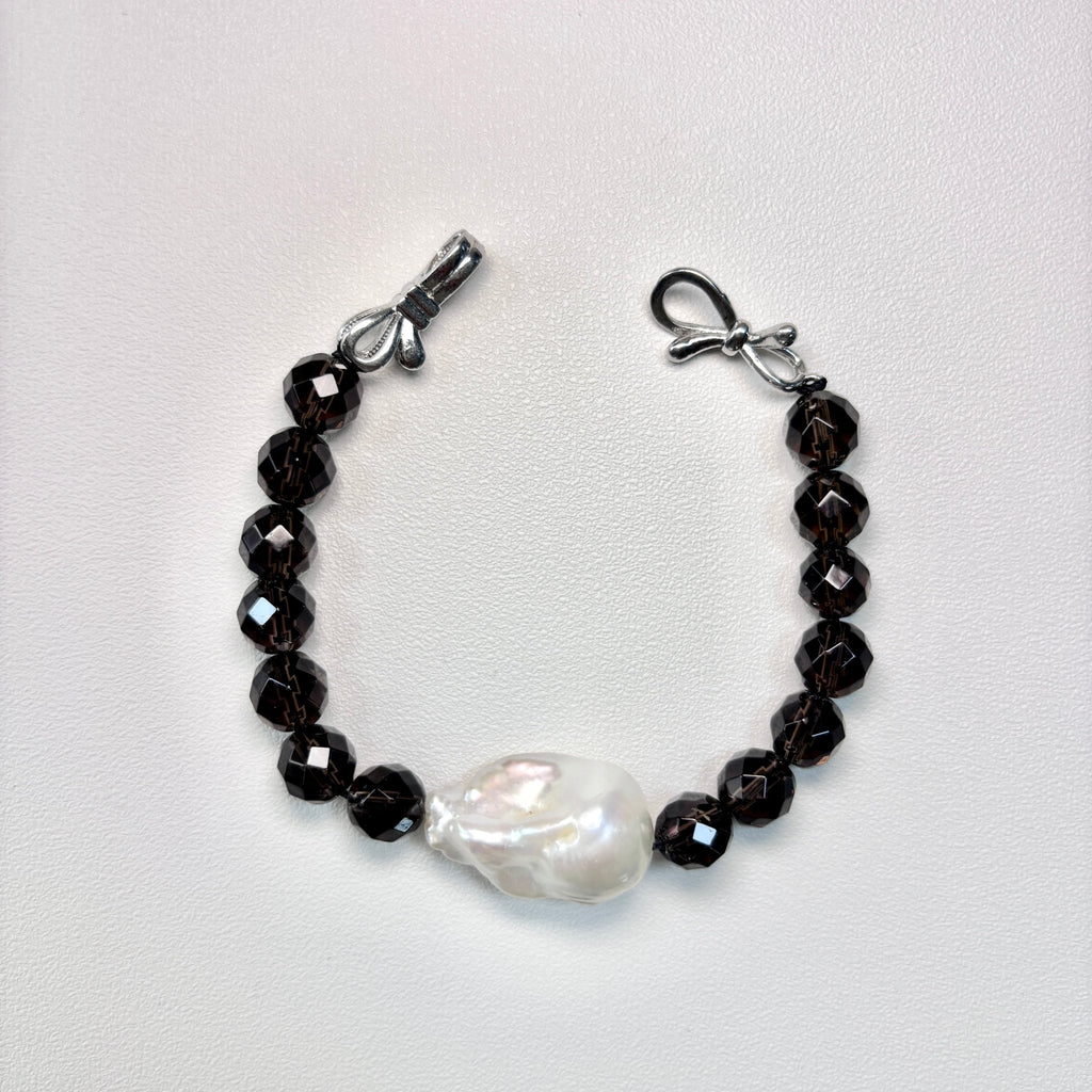 Midnight Veil - Smoky Quartz & Baroque Pearl Bracelet