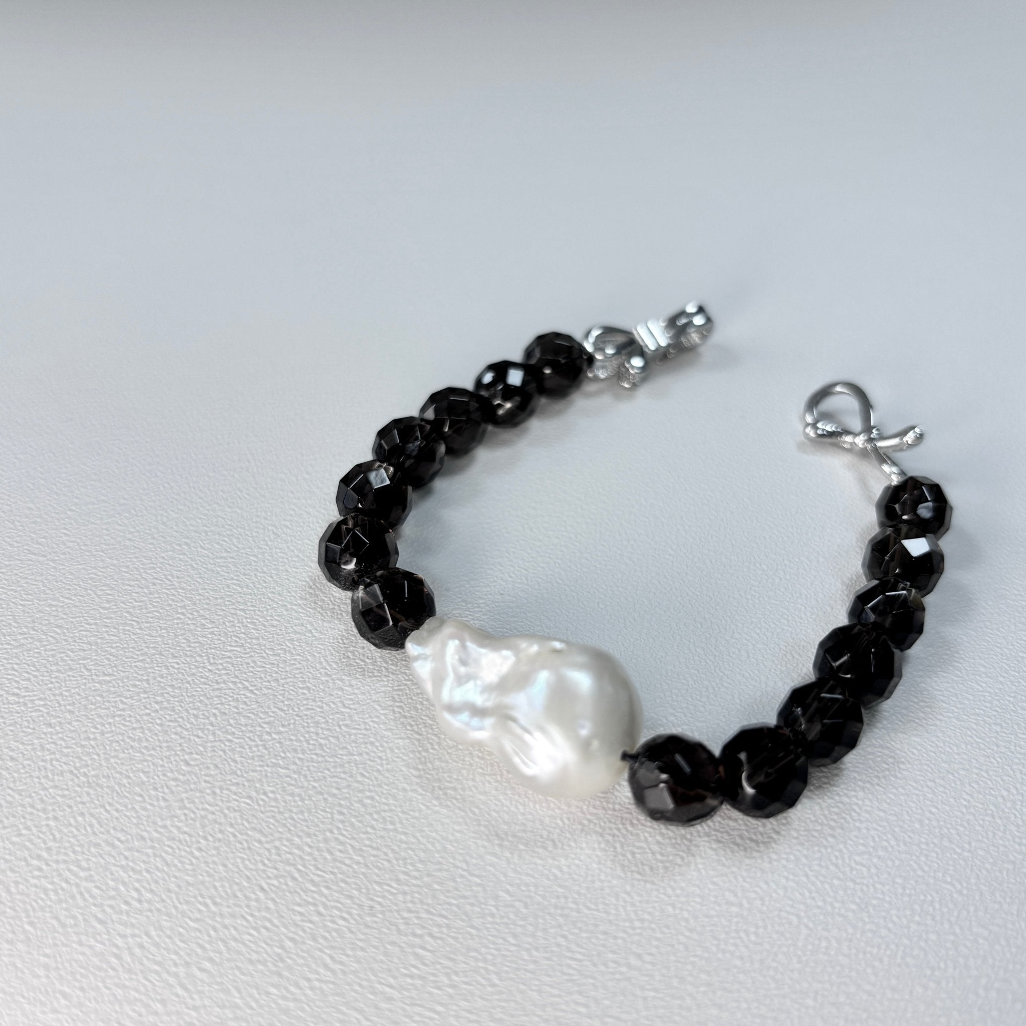 Midnight Veil - Smoky Quartz & Baroque Pearl Bracelet