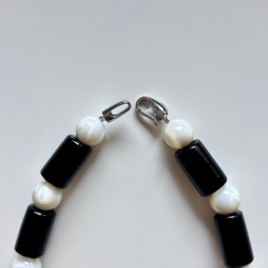 Monsoon Tide - Nepalese Glass & Trochus Shell Choker