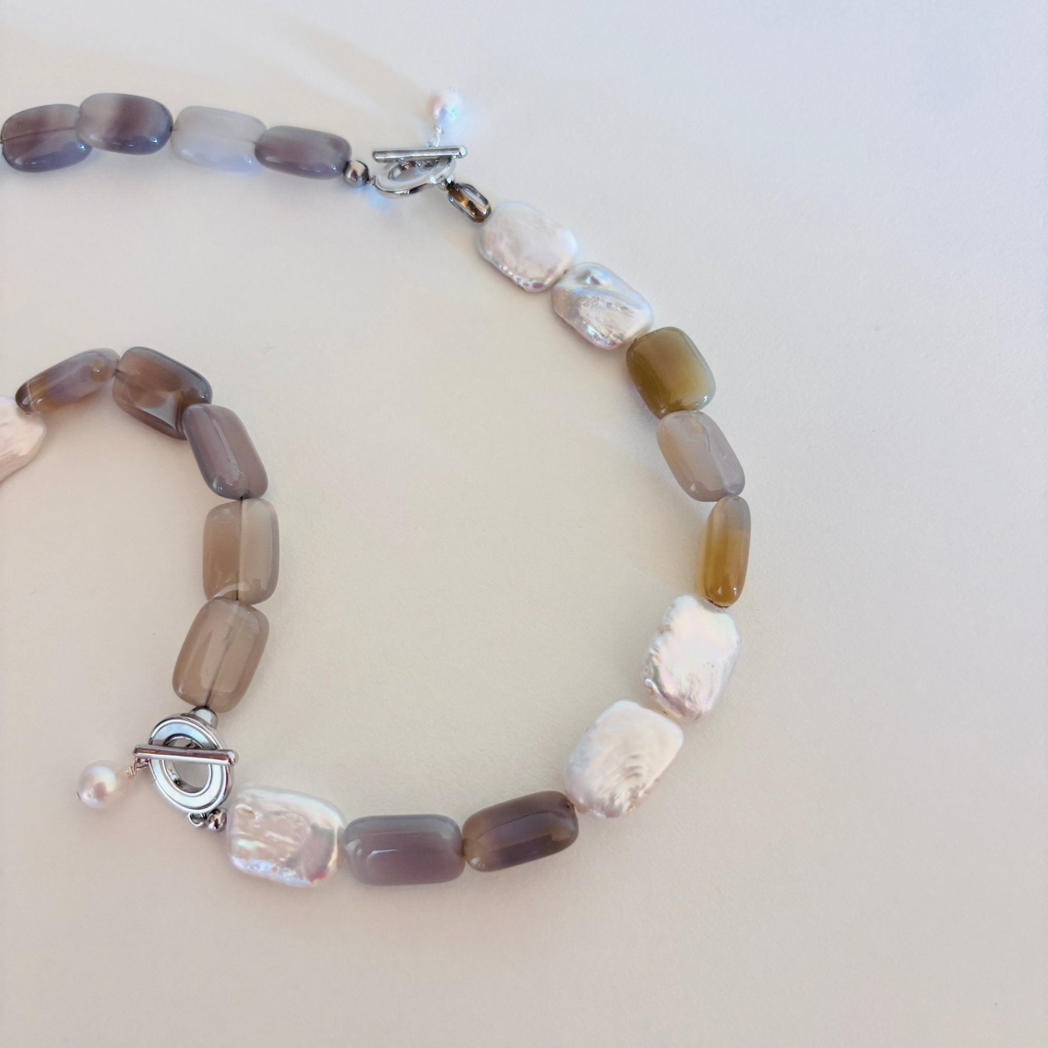 Detail of Moonlight Pearl Necklace Set